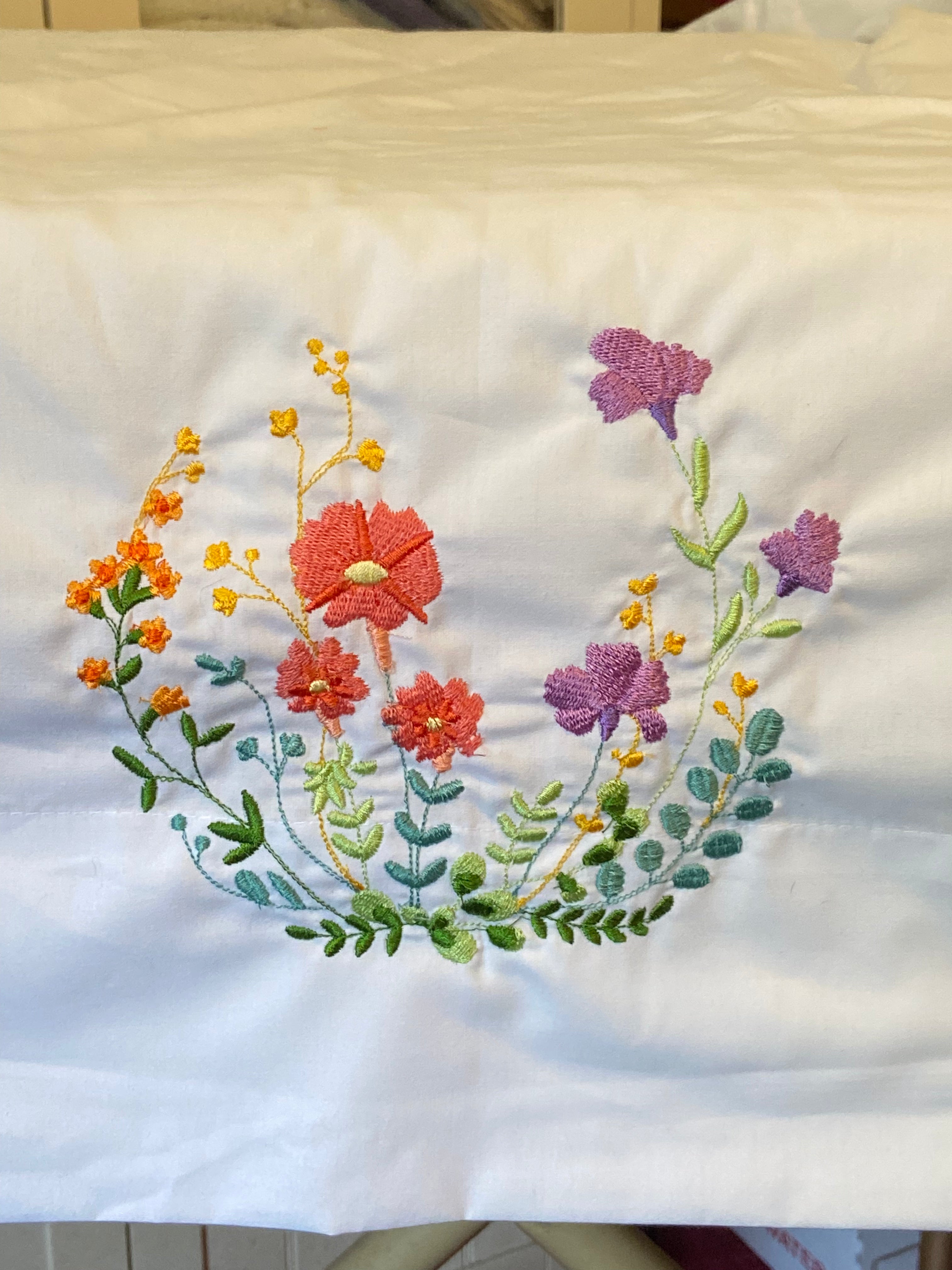 Graceful Flowers pillowcase set